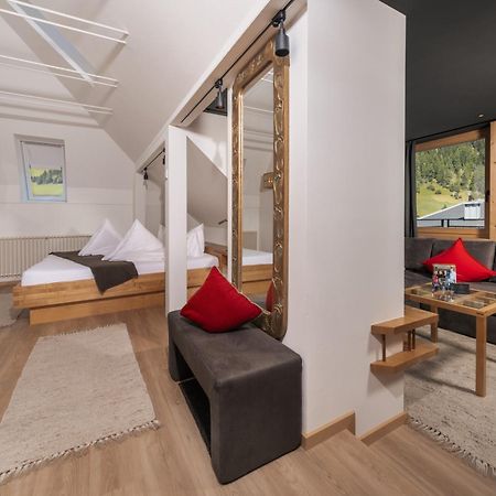 Hotel Goldener Adler - Im Sommer Silvretta Card Premium Inkludiert Ischgl Exterior foto
