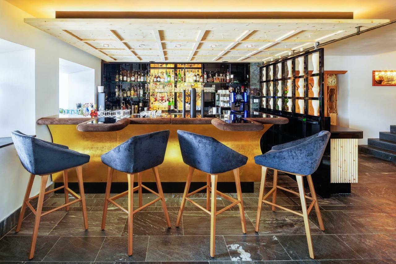 Hotel Goldener Adler - Im Sommer Silvretta Card Premium Inkludiert Ischgl Exterior foto